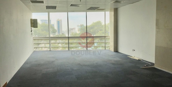 Cho thuê 121m2 văn phòng quận 1, văn phòng trần sàn hoàn thiện chỉ 18$