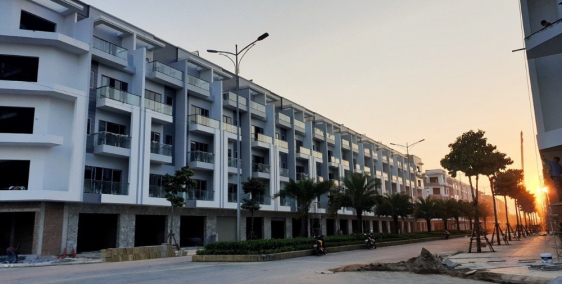 SHOP HOUSE 5 TẦNG GIÁ CĐT TẠI HIM LAM GREEN PARK ĐẠI PHÚC