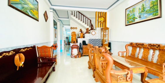 BÁN NHÀ MẶT TIỀN ĐƯỜNG D1 KHU DÂN CƯ MINH THẮNG PHƯỜNG 9 CÀ MAU