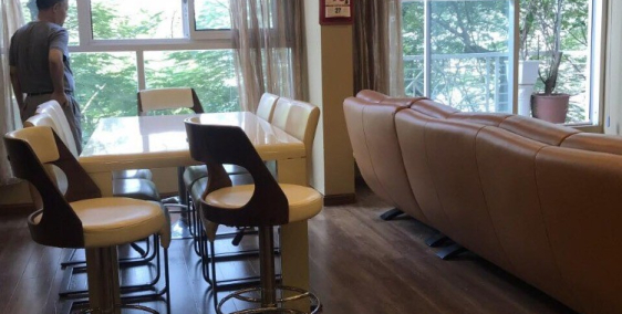 Nhà đẹp Hồ Đắc Di 100m, MT 5m, nở hậu, gara ô tô