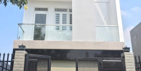 Bán nhà 88m2 3 lầu, cách chợ Bình Chánh + kdc Rạng Đông 2km