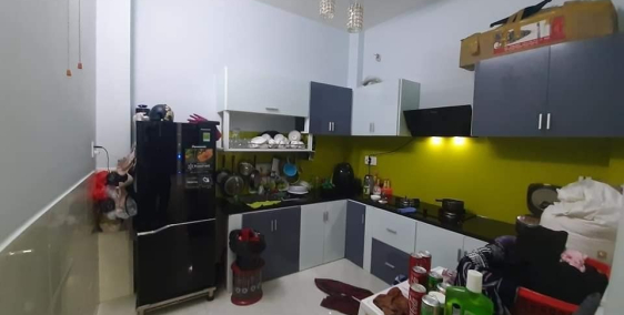 Nhà mới ở ngay, 40m2 CMT8  Quận 10, giá rẻ hấp dẫn chỉ 4 tỷ.