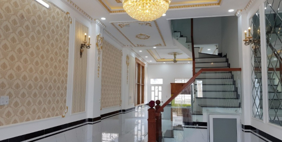 Bán nhà Thủ Đức sân đậu ô tô gần đường Phạm Văn Đồng