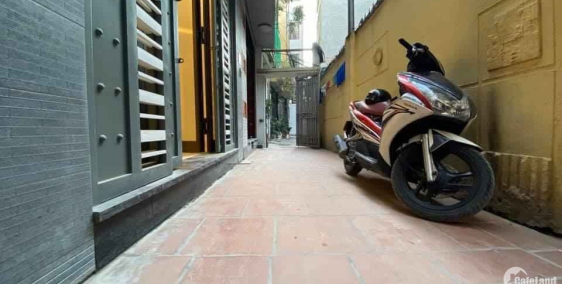 Bán nhà Trung Kính Quận Cầu Giấy DT 36m2, 7 tầng  3,6 tỷ