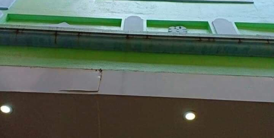 Nhà lô góc phố Trần Thái Tông, Cầu Giấy 32m2x4T, gần phố, ở luôn, giá 2.9 tỷ.