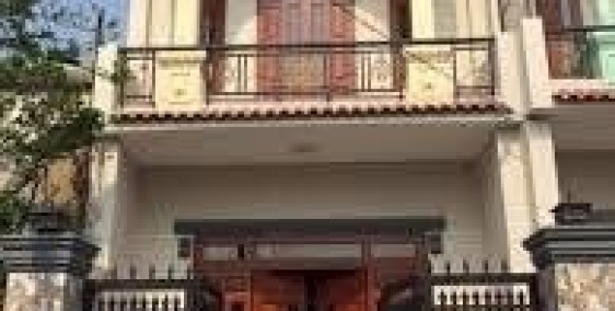 Nhà đẹp trong hẻm ở Hóc Môn cần bán gấp