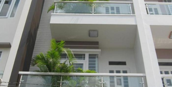 Bán nhà Nguyễn Tri Phương, Q 10, 4 tầng, chỉ 2,8 tỷ(TL).