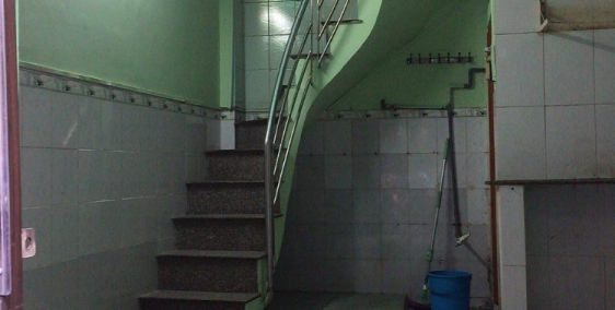 Bán nhà TT Q10, HXH, 4 TẦNG, CĂN GÓC, 3 PN, GIÁ 2.8 TỶ.