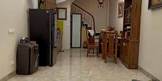 Bán nhà đẹp ở ngay phố Nguyễn Trãi cách ô tô tránh 10m, 38m2*4 tầng giá 3.2 tỷ