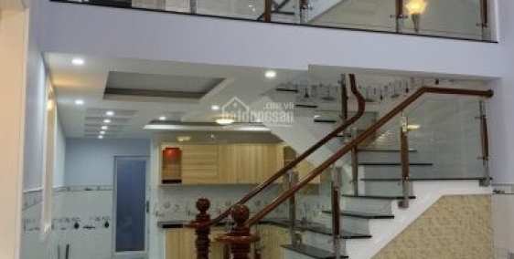 bà chị gửi căn nhà cần bán 1 trệt 1 lầu