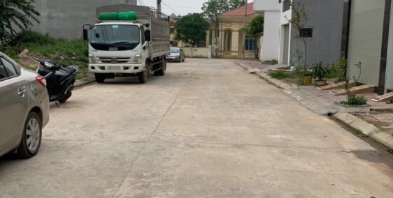 đất kèm nhà giáp ủy ban xã Thanh Trù,trường cấp 2,khu đô thị NVY