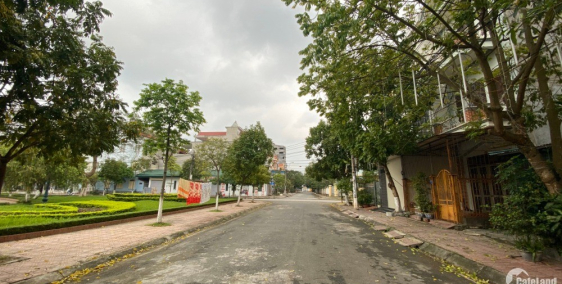 Thanh khoản gấp lô 100m2, sát đường 24m, gần ngay khách sạn, Gía cực rẻ