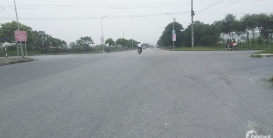 Bán đất mặt đường 5, 120m, mặt tiền rộng, kinh doanh cực tốt: lh 0835459289