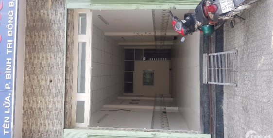 Cho thuê nhà mặt tiền đường Tên Lửa