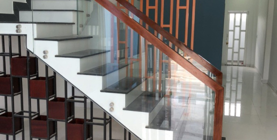 Cho thuê nhà 4m*8m, 1 trệt 1 lầu, 2PN, 6tr/tháng, Hẻm 520 - QL13,