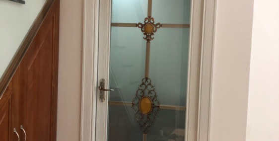 Nhà nguyên căng góc hai mặt tiền