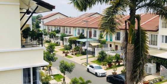 Cần Bán Gấp Nhà Gần Trường ĐHQT Việt Đức !!! Cam Kết Giá Rẻ Nhất Thị Trường !!!