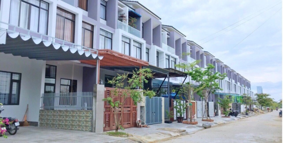 BÁN NHÀ HOÀN THIỆN CÓ GARA OTO AN CỰU CITY MỚI TINH