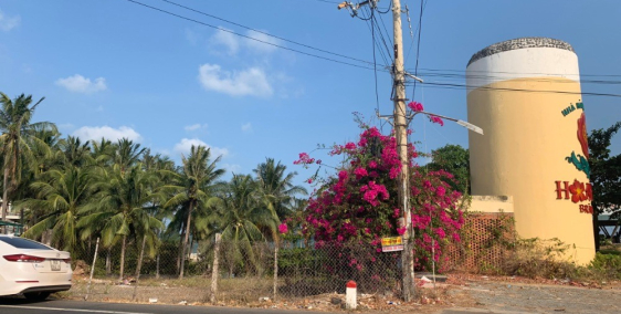 Bán đất 300m2 thổ cư mặt tiền 14m đối diện bãi tắm 16tr/m2 0966 52 45 52