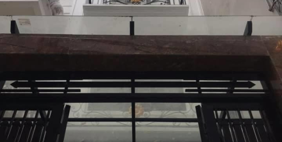 Em là mặt phố  Đội Cấn  Kinh Doanh Tấp Nập, MT 6m DT92m Giá rẻ bất ngờ 21 tỷ