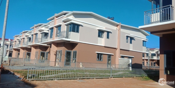 Nhà phố Oasis City 1 trệt 1 lầu, gần ĐH Q.tế Việt Đức, KCN Mỹ Phước