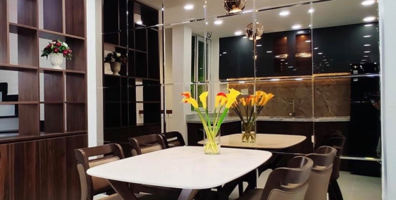 HXH Điện Biên Phủ,  Q. Bình Thạnh, 4x18m, 3 lầu, giá 7.8 tỷ