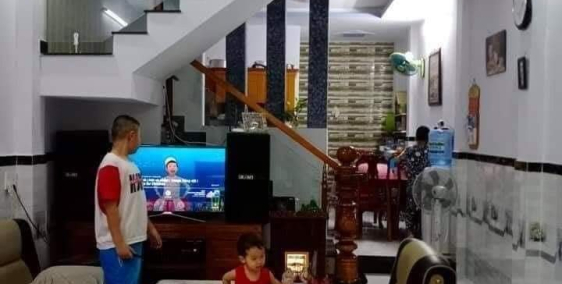 Nhà đẹp giá tốt Nguyễn Tiểu La, P.8, Quận 10. 4,4 tỷ. 0902 522 876