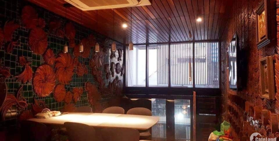 QUẬN 5, nhà full gỗ và đá quý, 4 tầng, ôtô vào cửa, 15tỷ3