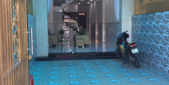 Cần bán căn nhà ở Thủ Dầu Một nằm ngoài MT đường lớn