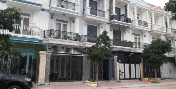 bán gấp 3 nền hiệp thành,sát đường mỹ phước tân vạn,100 thổ cư,khu dân cư đông