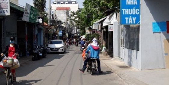 BÁN NHÀ TRONG CHỢ LONG BÌNH TÂN TP BIÊN HÒA, GIÁ RẺ.