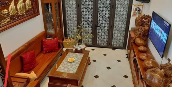 Nhà Đầm Trấu, Hai Bà Trưng 35m2x5T, MT 3.8m, ô tô, kinh doanh, giá 4.05 tỷ.