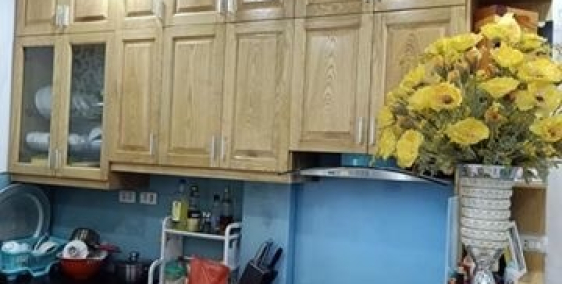 Bán nhà Lãng Yên,. DT 42m, 5 tầng,. Giá 3,5 tỷ.