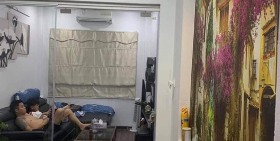 Nhà Hồng Hà, Hoàn Kiếm siêu đẹp 38m2x5T, MT 3.3m, ngõ thông, giá 3.2 tỷ.