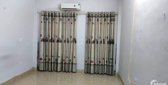 Bán gấp nhà ngõ 344 Ngọc Thụy giá 2.4 tỷ, 32mx5 tầng, oto đỗ