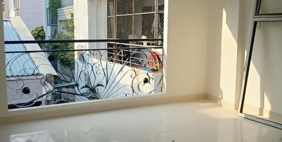 Nhà hiếm khó kiếm 42m2, 4 lầu BTCT, Quận 10 giá 5 tỷ.