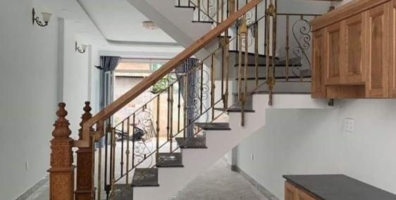 Nhà Quận 10 đường Bà Hạt, 40m2 hẻm xe hơi, 4.1 tỷ, LH 0932665994