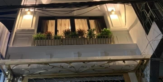 Bán nhà hẻm xe hơi Vườn Chuối 24m2 kinh doanh siêu tốt 5PN chỉ 5.85 tỷ.