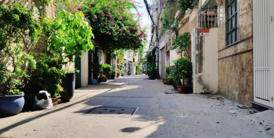 Bán Nhà HXH Phú Nhuận. Khu Vip Hồ Biểu Chánh. Ngang 7m. 5 Tầng 4pn. 9.3 Tỷ Tl