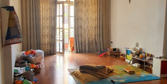 Bán gấp nhà Triều Khúc, Thanh Xuân, 35m2, 4 tầng 2.9 tỷ