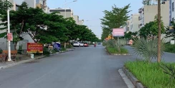 Đất Thanh Hà Cienco 5 Cần bán. Vị trí đẹp đường rộng phù hợp với mọi nhu cầu.