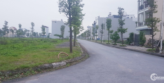 chuyển mua biệt thự tôi cần bán b1.1 lk10-04 liền kề ở thanh hà cienco 5 đường 1