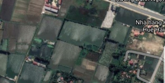 Cần bán nhanh lô đất ngay trục đường lớn cách mặt biển 1km.