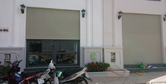 Nhà 5 Tầng Cần Bán Ở Mặt Tiền Hẻm Lớn Hoàng Quốc Việt Q7