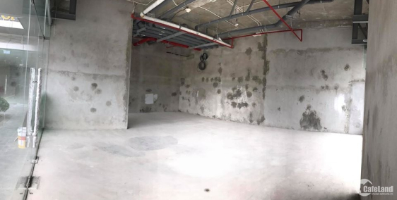 Cho thuê shop chân đế  West Point Đỗ Đức Dục 83m2 giá 35$/m2. Lh 0965494540