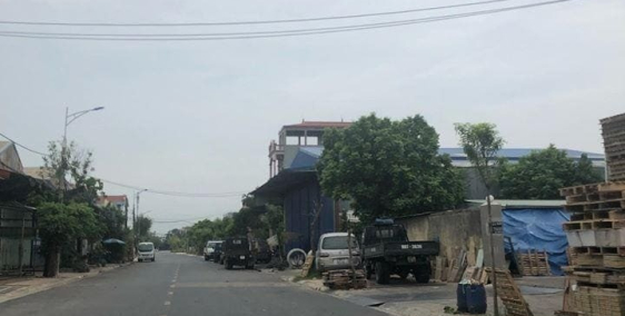 Cho thuê Kho xưởng Phúc Lợi 230m. Có 3 pha. Lh: 0396831839