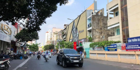 Cho thuê mặt tiền 9x11m Quang Trung, P10, Gò Vấp, 100tr/tháng