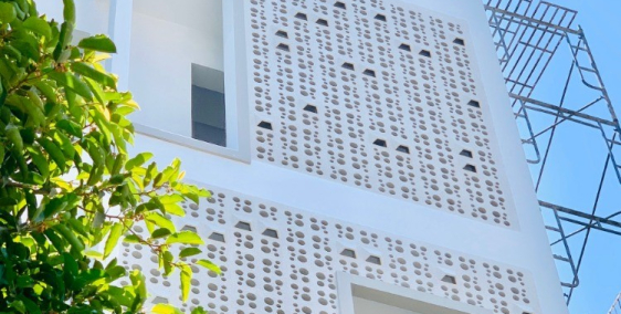 Cần cho thuê nhà nguyên căn mới xây để kinh doanh khách sạn rộng đẹp thoáng mát