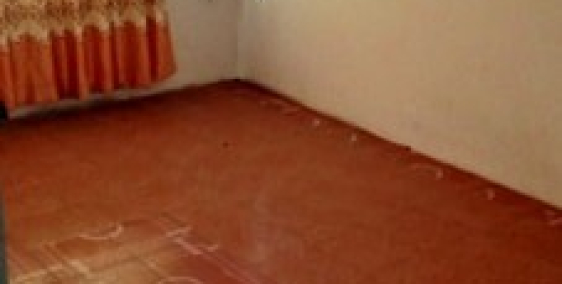 Phòng trọ mặt tiền đường Tôn Đản Q4