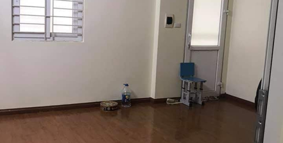 Bán Căn Hộ Tập Thể Tầng 3 Phố Huỳnh Thúc Kháng 120m2, Mặt Tiền 4m, Chỉ 2.35 Tỷ.